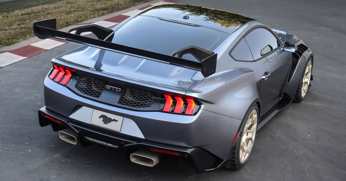 An image of the 2025 Ford Mustang GTD showing the rear end spoiler and exhausts