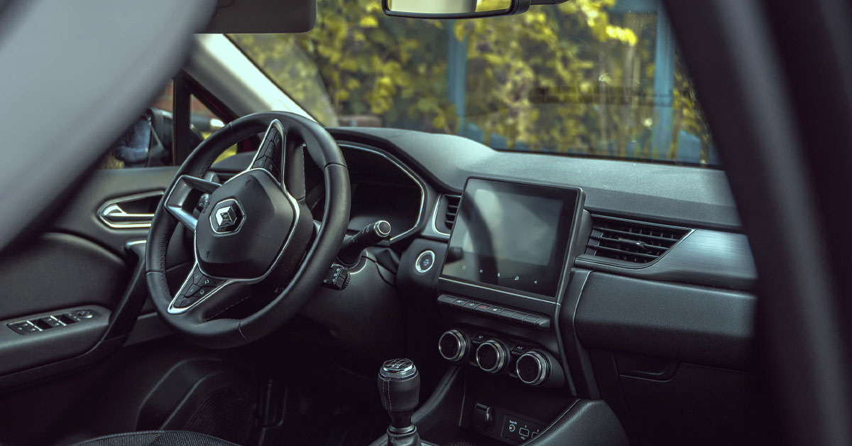 A picture of the interior of a modern Renault car