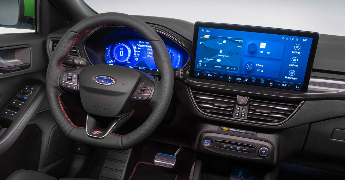 A picture of the interior dashboard of the new 2022 Ford Focus ST in Mean Green paint scheme