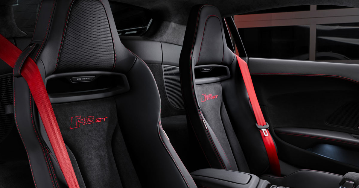 An image of the 2023 Audi R8 RWD GT V10 showing the front seats