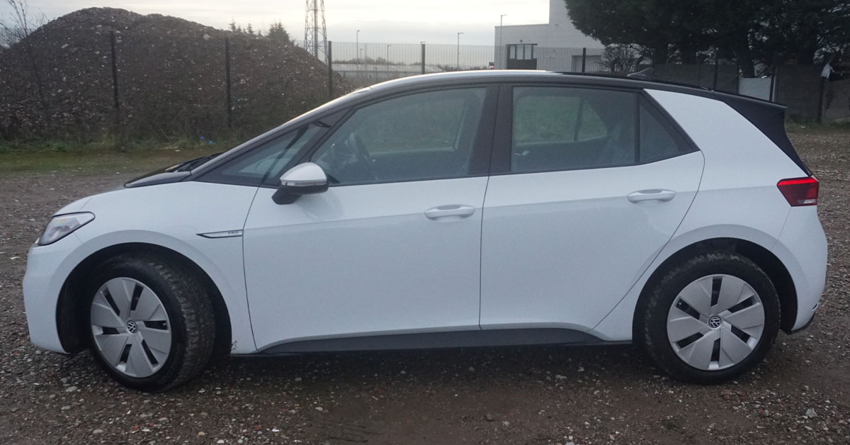 Side picture of a 2021 Volkswagen ID.3 Electric Hatchback