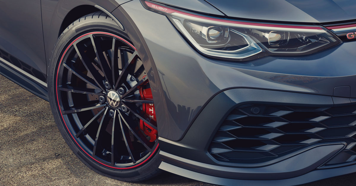 A picture of the alloys and front lights of the Volkswagen Golf GTI Clubsport 45 Edition