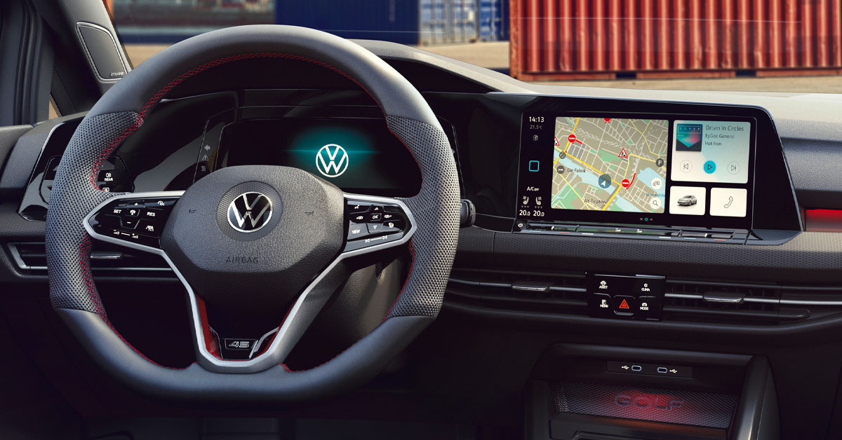 A picture of the steering wheel and Navigation system of the Volkswagen Golf GTI Clubsport 45 Edition